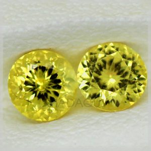 2-vien-da-sapphire-mau-vang-tron-0-355-carats-409x409