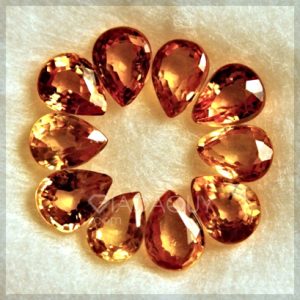 Bo-10-vien-da-quy-sapphire-mau-vang-hinh-giot-nuoc-2.53-carats