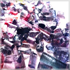 Bo-da-quy-tourmaline-nhieu-mau-409x409
