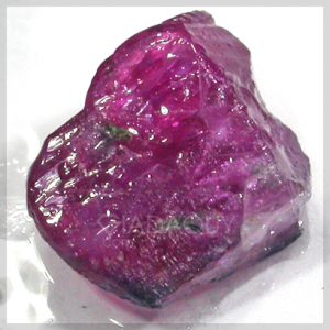 Da-quy-ruby-mau-hong-tim-tho-7.8-carats-MGW4507