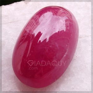 Da-quy-ruby-mau-do-hong-22.1-carats-mai-tron-hinh-oval