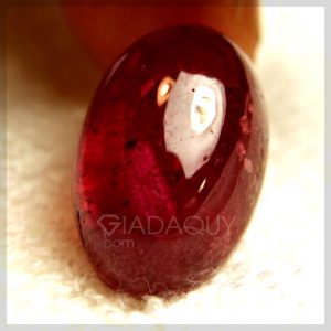 Da-quy-ruby-mau-do-man-40.08-carats-mai-tron-hinh-oval