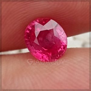 Da-quy-ruby-hong-oval-mixed-cut-1.68-carats