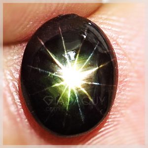 Da-quy-sapphire-sao-den-4.18-carats