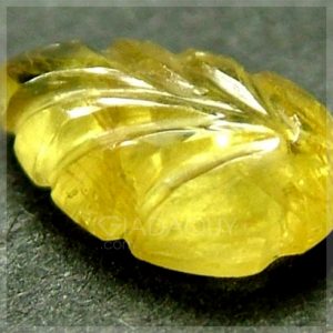 Da-quy-sapphire-vang-cham-khac-hinh-chiec-la-ST366-409x409