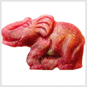 Đá ruby đỏ hồng chạm khắc hình con voi 61.26 carats MX4408