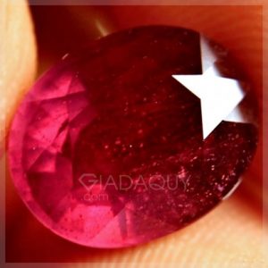 Da-quy-ruby-do-huyet-bo-cau-oavl-cut-8.2-carats