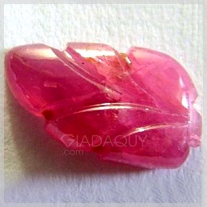 Đá ruby đỏ hồng chạm khắc hình chiếc lá 2.12 carats LG-1212