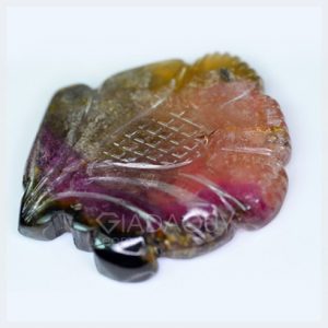Da-tourmaline-tu-nhien-da-sac-cham-khac-hinh-chiec-la-409x409