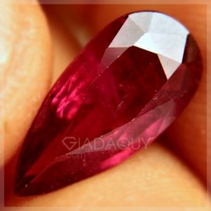 Da-ruby-do-fancy-cut-hinh-giot-nuoc-4.43-carats