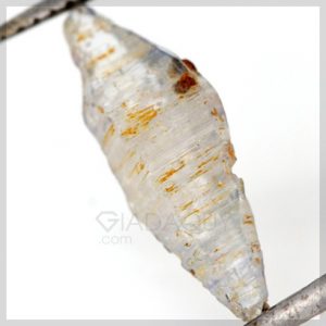 Khoang-chat-sapphire-tho-mau-trang-1-81-carats- MX3375-409x409
