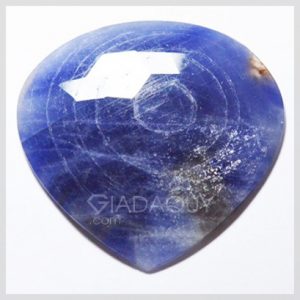 Mat-da-sapphire-xanh-duong-mai-phang-62-5-carat-409x409