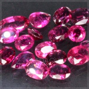 bo-18-vien-da-quy-Rubellite-tourmaline-tong-cong-15.080-carats