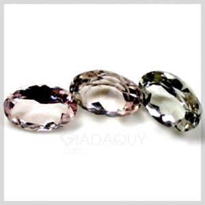 bo-3-vien-da-quy-tourmaline-trong-suot-tong-cong-1.35-carat