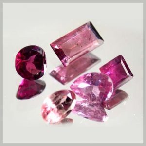 bo-5-vien-da-quy-tourmaline-nhieu-mau-tong-cong-2 .3-carats-GW519