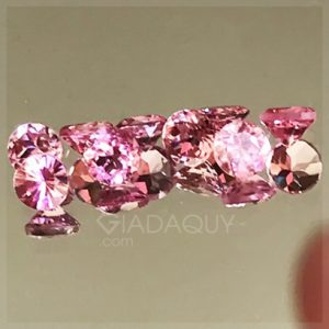 bo-9vien-da-quy-tormaline-hong-3.00mm