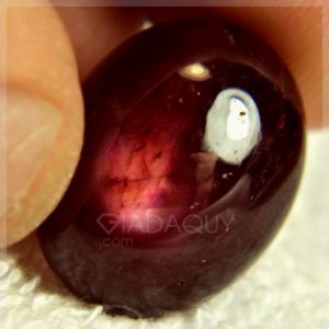 da ruby do man 33.27 carats mai tron hinh oval