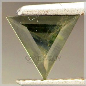 da sapphire mau xanh luc hinh tam giac RSA441