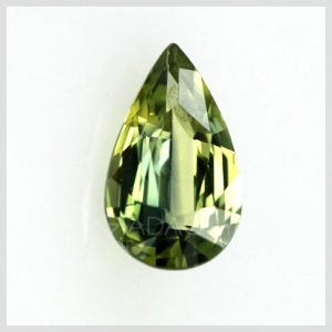 da-quy-sapphire-bang-chanh-hinh-giot-nuoc-0.73-carats