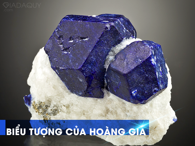 da sapphire xanh bieu tuong hoang gia