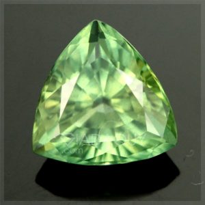 da quy sapphire xanh luc anh vang hinh tam giac SAP273