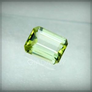 da-quy-tourmaline-hai-mau-xanh-luc-trong-suot-A907