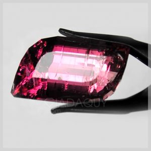 da-tourmaline-do-Fantasic-cut-30.210-carats