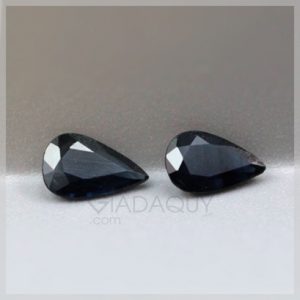 hai vien da sapphire xanh duong pear cut 0.69 carats