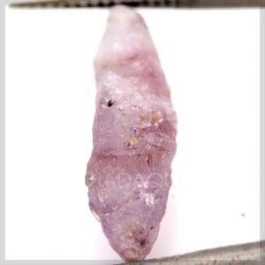 khoang-chat-da-sapphire-tho-hong-4