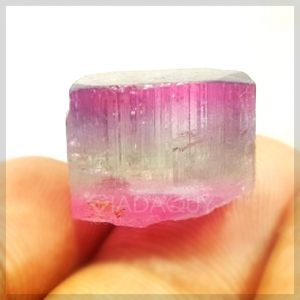 khoang-chat-da-quy-tourmaline-tho-ba-mau