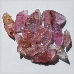 khoang-chat-sapphire-mau-hong-tho-ST8730-409x409
