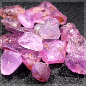 khoang chat sapphire tho hong 16.8 carats F5957