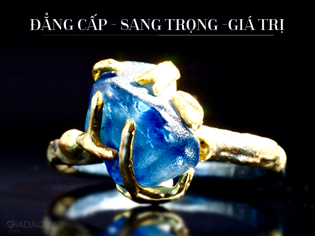 nhan da sapphire sang trong dang cap