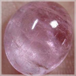 da tourmaline hong tu nhien 3.0 carats